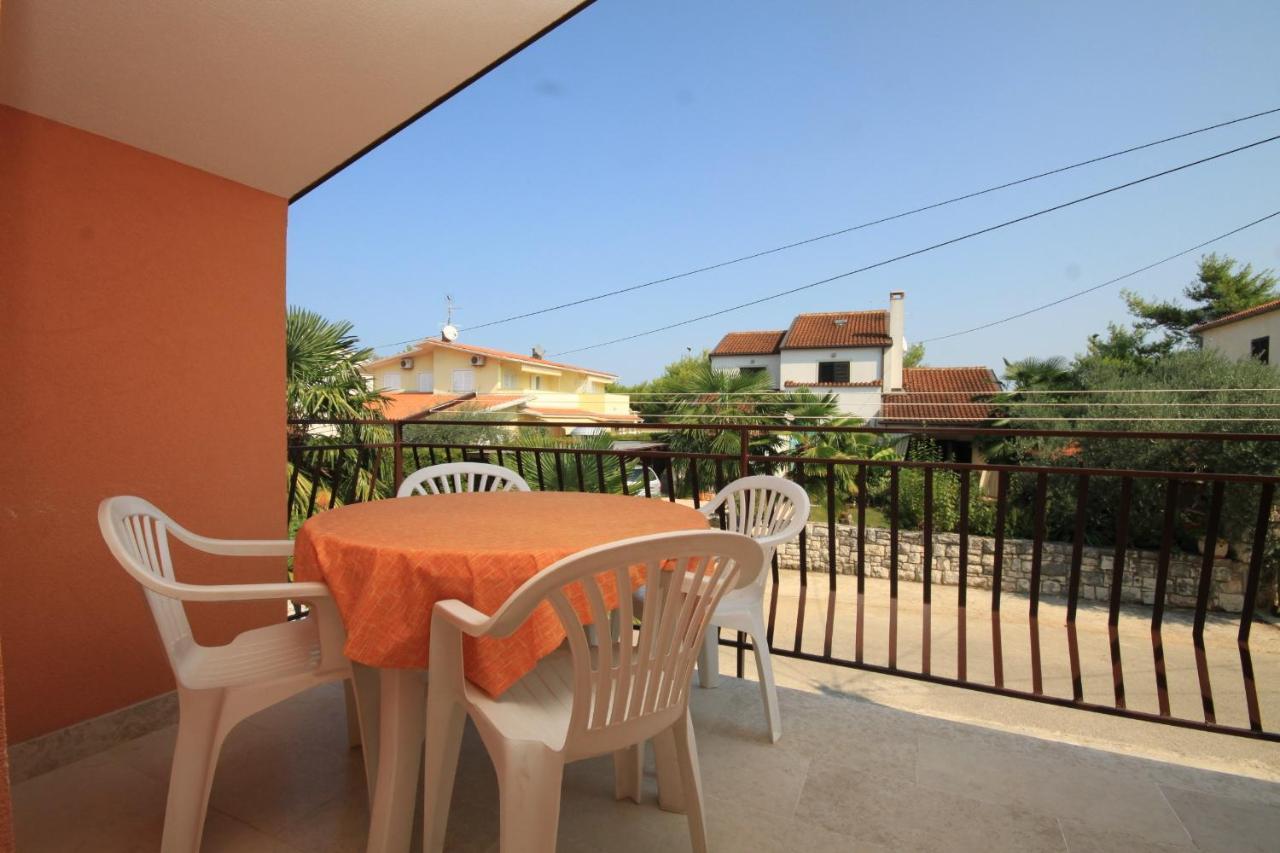 Apartments With A Parking Space Umag - 7039 Экстерьер фото